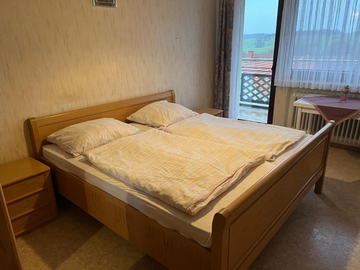 Doppelzimmer Nr 5 Freiensteinau Buitenkant foto